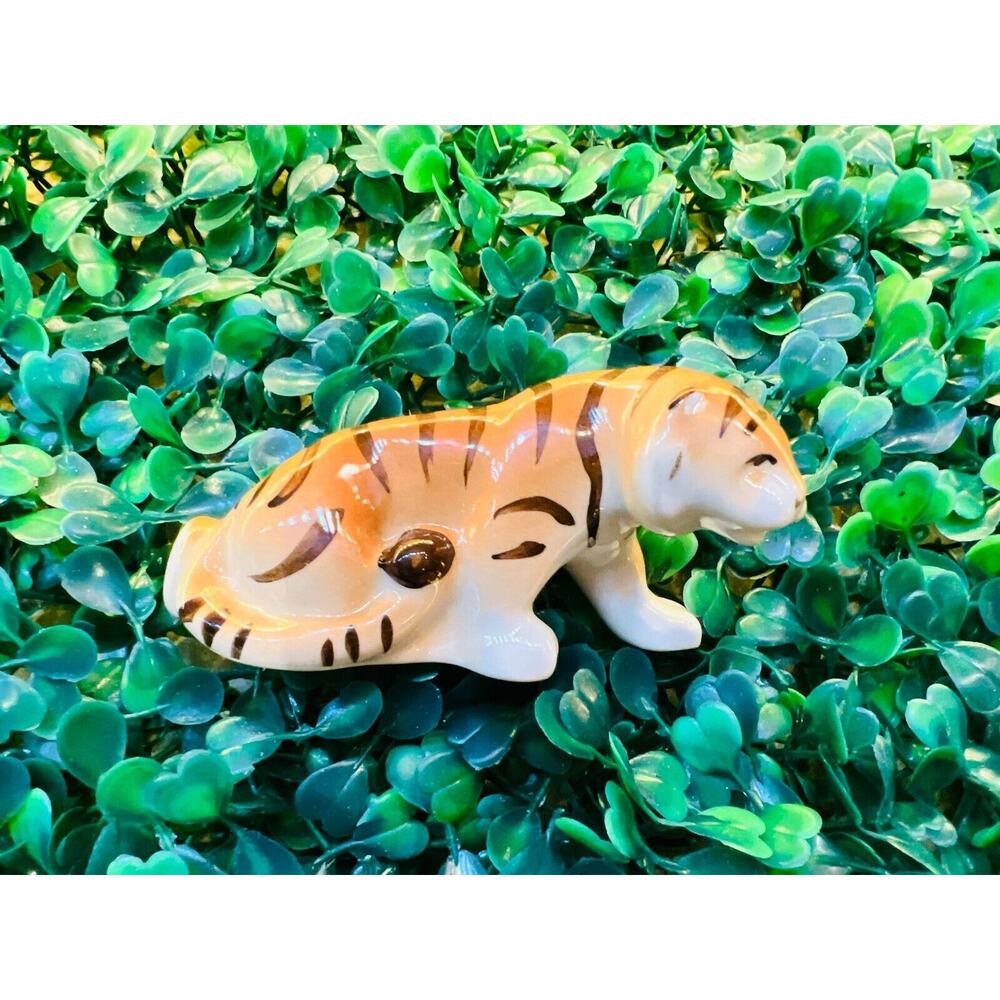 Lomonosov CROUCHING TIGER Figurine LFZ IMPERIAL Russian Porcelain USSR CERTIFICA